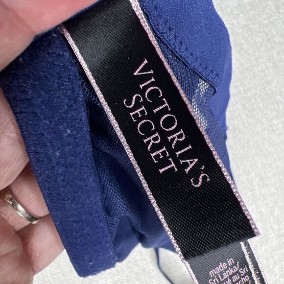 Victoria's Secret Navy Blue VERY SEXY Push Up Bra Size 38 DD EUC - Picture 5 of 8